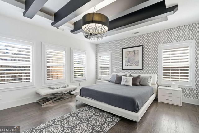 447 Alderwood Street, Atlanta, GA 30328