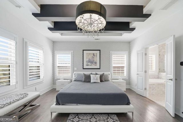 447 Alderwood Street, Atlanta, GA 30328