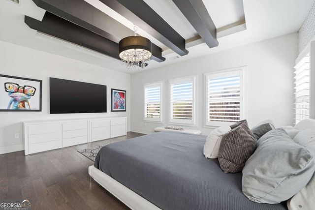 447 Alderwood Street, Atlanta, GA 30328