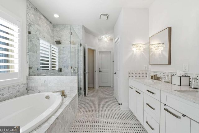 447 Alderwood Street, Atlanta, GA 30328