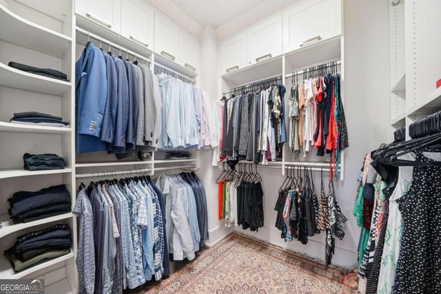 447 Alderwood Street, Atlanta, GA 30328