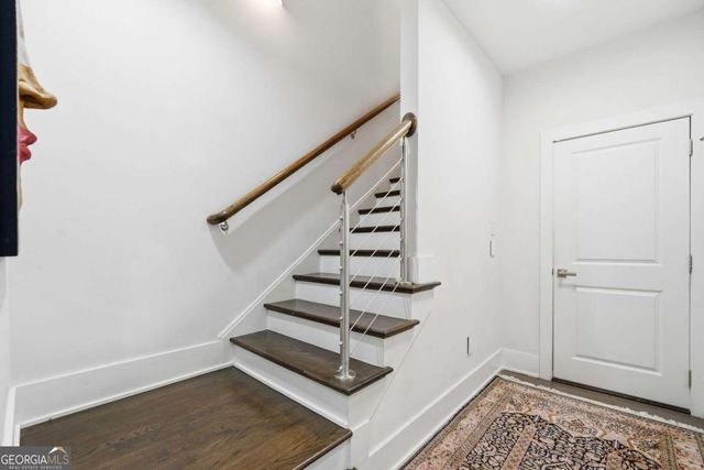 447 Alderwood Street, Atlanta, GA 30328