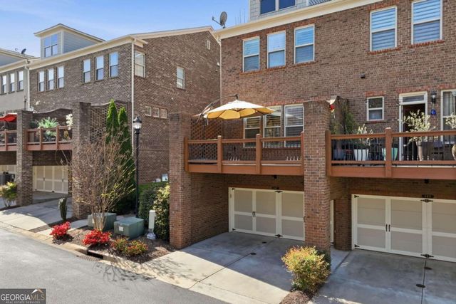 447 Alderwood Street, Atlanta, GA 30328