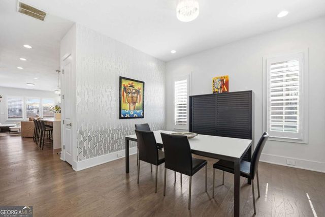 447 Alderwood Street, Atlanta, GA 30328