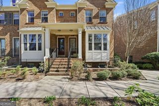 447 Alderwood Street, Atlanta, GA 30328
