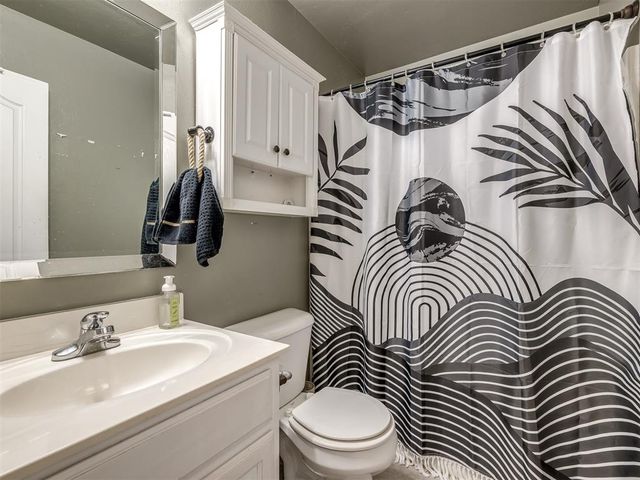 15820 Breccia Road, Moore, OK 73170
