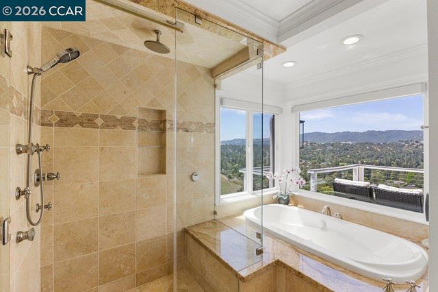 136 Tracy Ln, Alamo, CA 94507