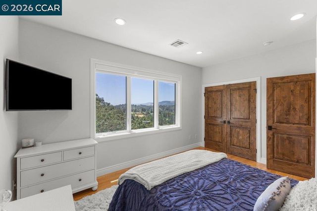 136 Tracy Ln, Alamo, CA 94507