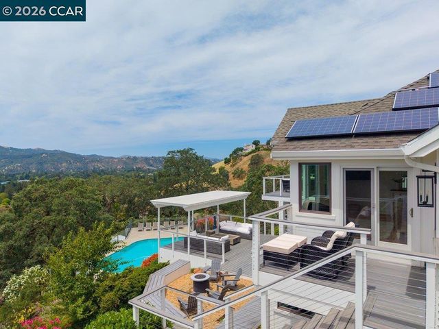 136 Tracy Ln, Alamo, CA 94507