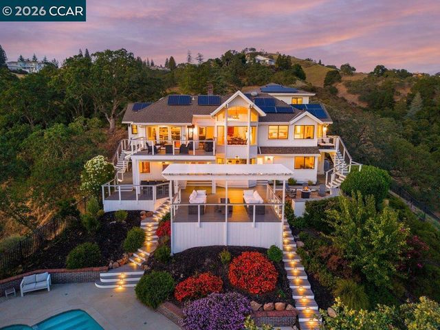 136 Tracy Ln, Alamo, CA 94507