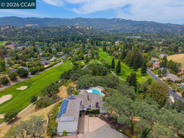 136 Tracy Ln, Alamo, CA 94507