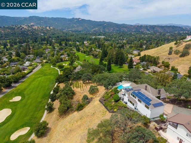 136 Tracy Ln, Alamo, CA 94507