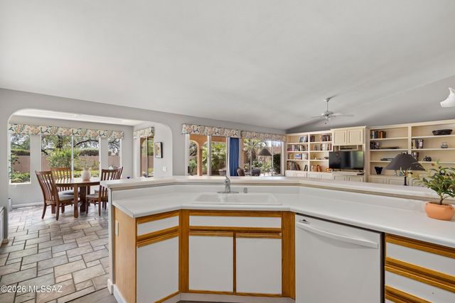 63889 E Orangewood Lane, Tucson, AZ 85739