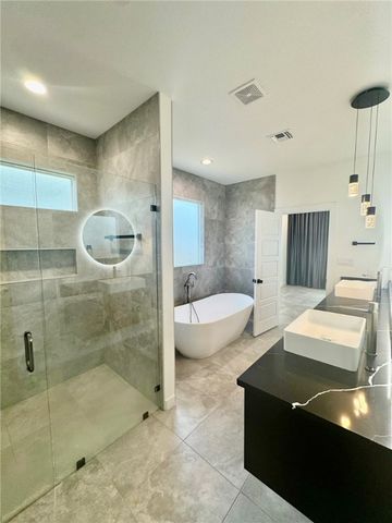 4113 Midlands St, Corpus Christi, TX 78414