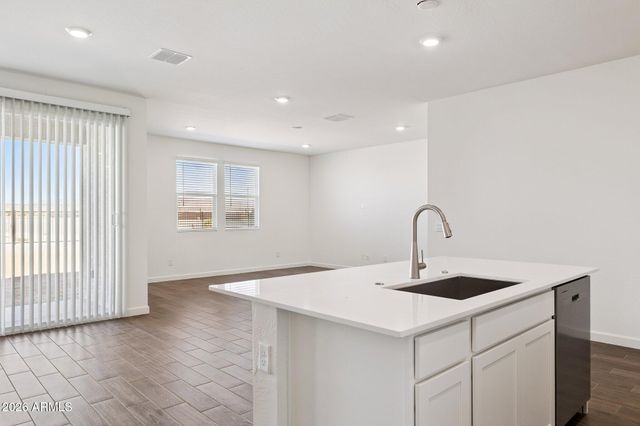 26232 W NANCY Lane, Buckeye, AZ 85326