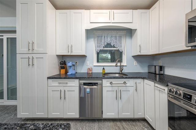 7040 TAMARIND DRIVE, Lake Wales, FL 33898