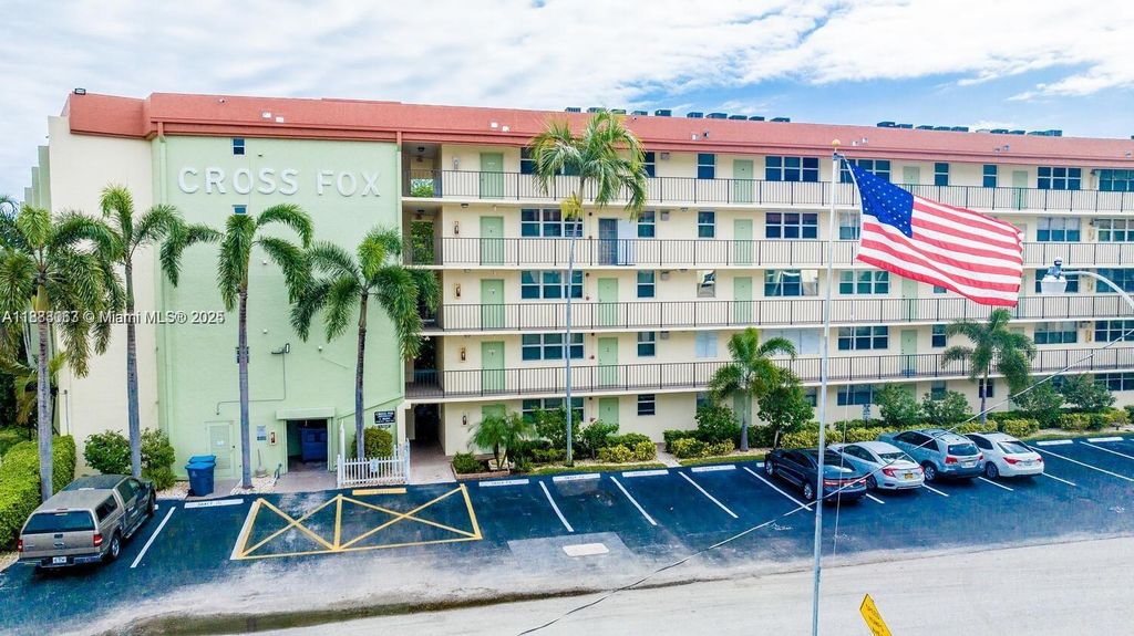 5300 NE 24th Ter 422C, Fort Lauderdale, FL 33308