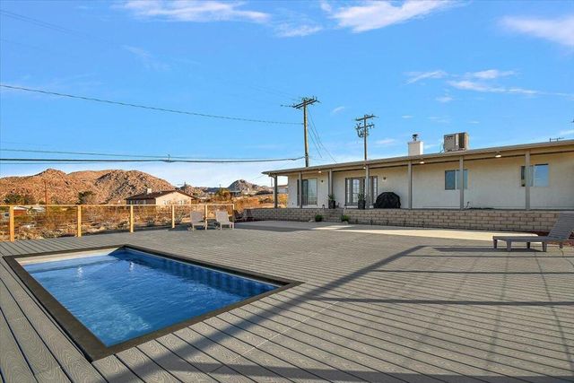 61746 Crest Cir Drive, Joshua Tree, CA 92252
