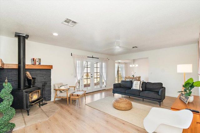 61746 Crest Cir Drive, Joshua Tree, CA 92252