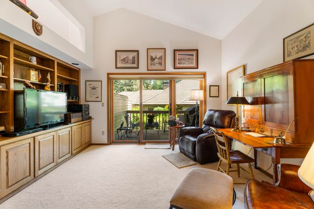 20465 Powder Mountain Court, Bend, OR 97702