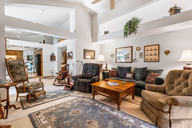 20465 Powder Mountain Court, Bend, OR 97702
