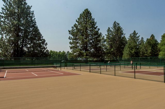 20465 Powder Mountain Court, Bend, OR 97702