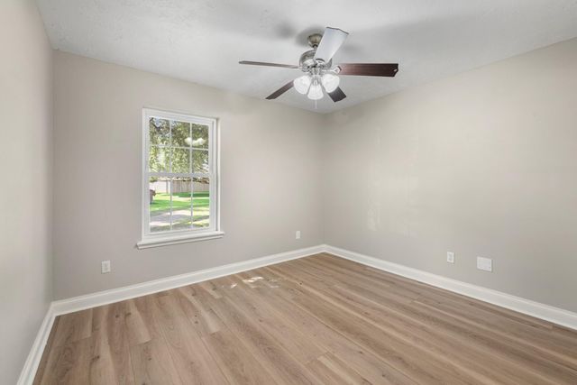 4611 Harrow Court, Bryan, TX 77802