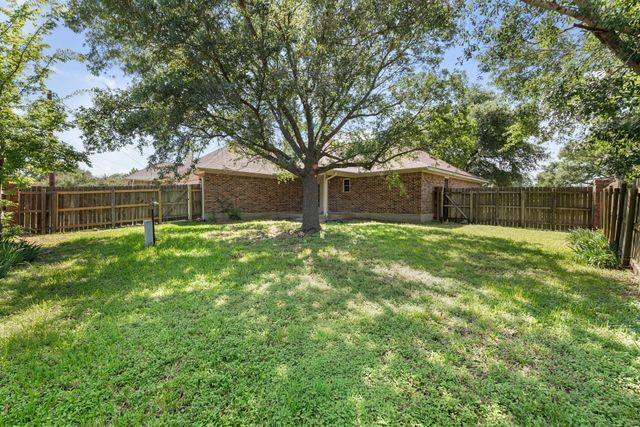 4611 Harrow Court, Bryan, TX 77802