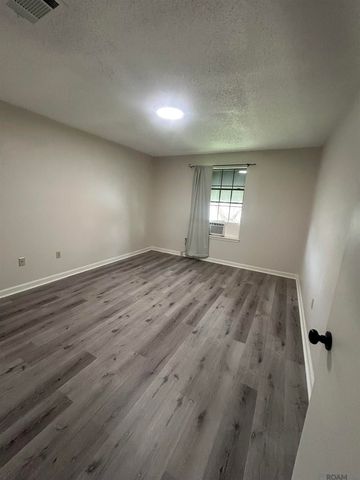 5212 Carnifix Ct, Baton Rouge, LA 70817