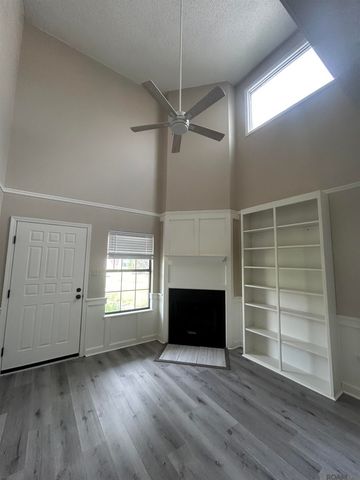 5212 Carnifix Ct, Baton Rouge, LA 70817