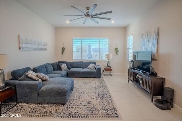 16979 W ALAMEDA Road, Surprise, AZ 85387