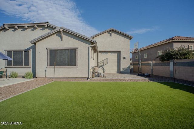 16979 W ALAMEDA Road, Surprise, AZ 85387