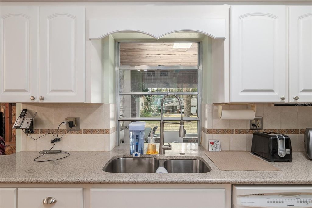 Image 22 of property listing at 8707 SW 88TH COURT ROAD K, Ocala, FL 34481