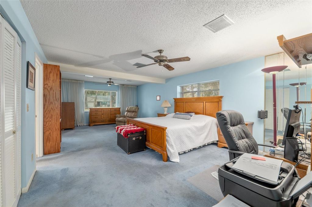 Image 34 of property listing at 8707 SW 88TH COURT ROAD K, Ocala, FL 34481