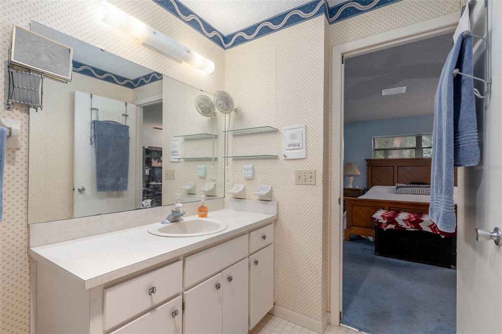 Image 41 of property listing at 8707 SW 88TH COURT ROAD K, Ocala, FL 34481