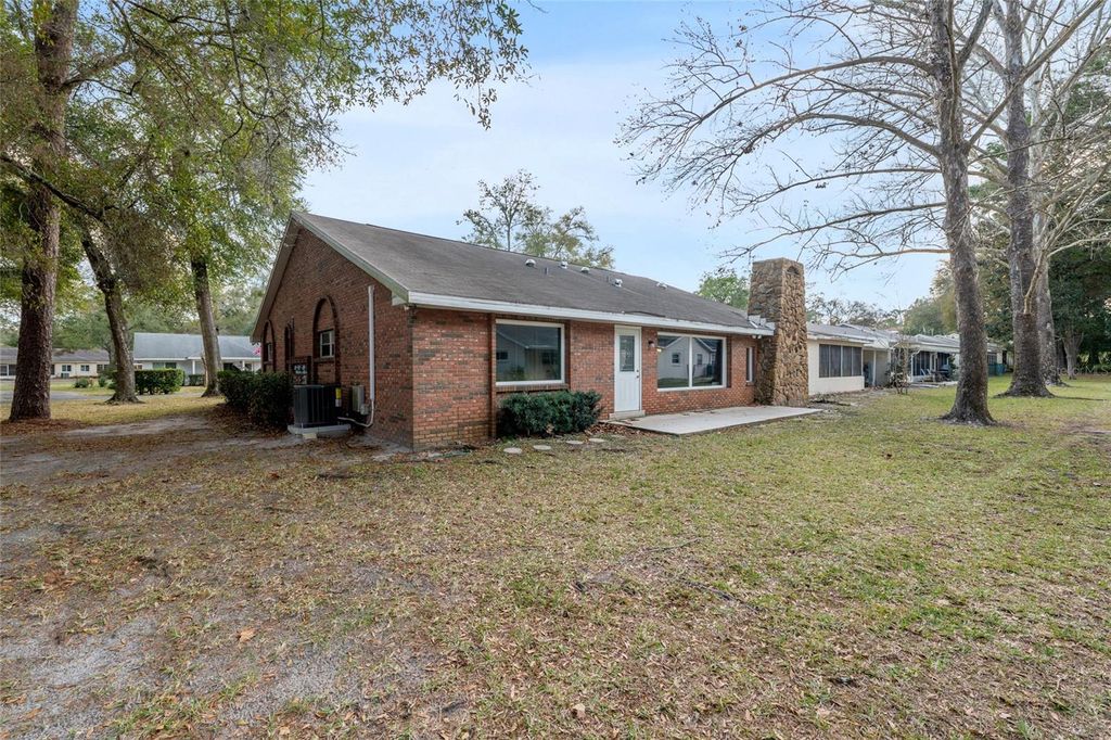 Image 61 of property listing at 8707 SW 88TH COURT ROAD K, Ocala, FL 34481