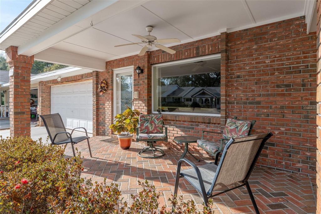 Image 9 of property listing at 8707 SW 88TH COURT ROAD K, Ocala, FL 34481