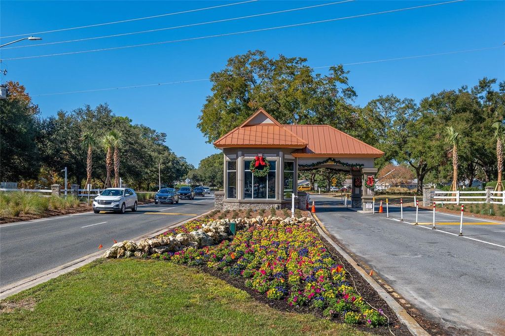 Image 82 of property listing at 8707 SW 88TH COURT ROAD K, Ocala, FL 34481