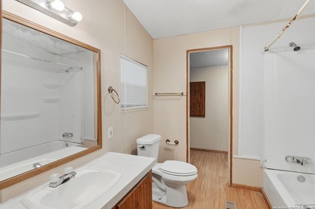 560 Canal, New Braunfels, TX 78130