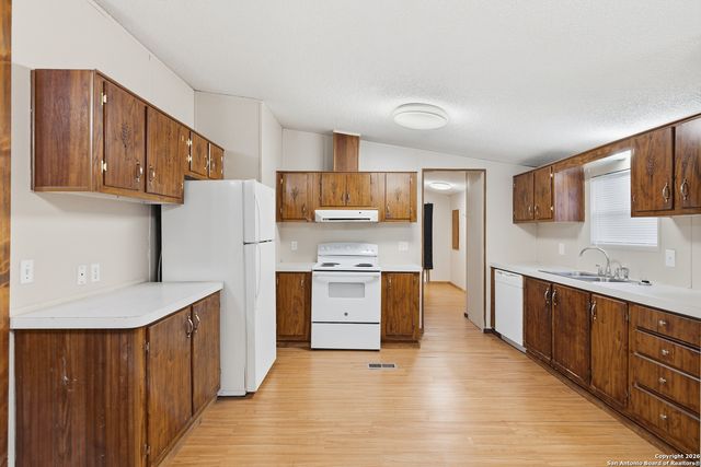 560 Canal, New Braunfels, TX 78130