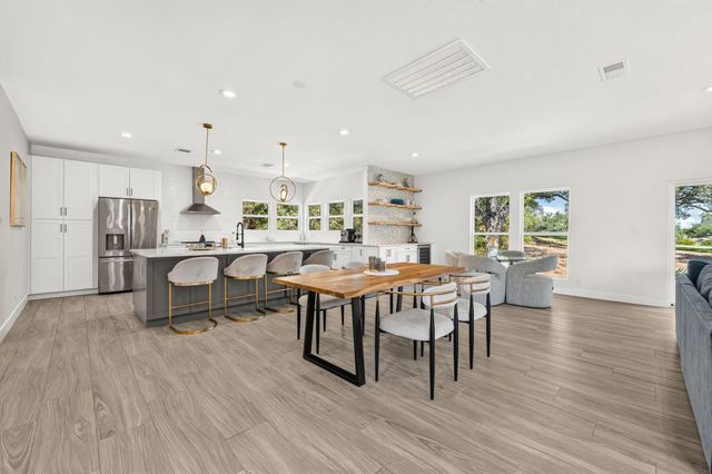 1904 Lakeway BLVD, Lakeway, TX 78734