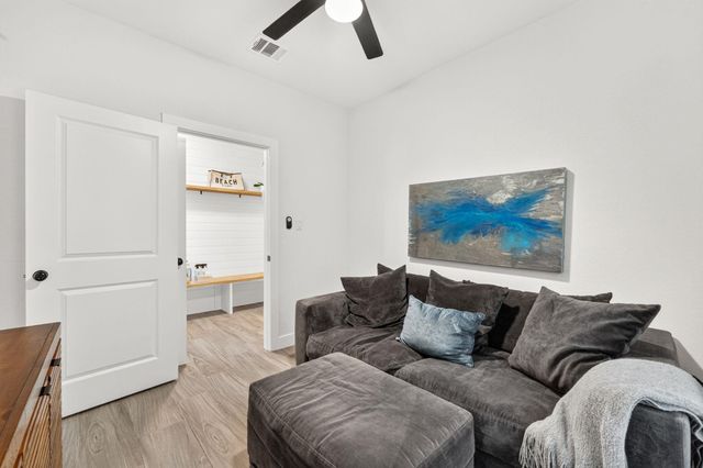 1904 Lakeway BLVD, Lakeway, TX 78734