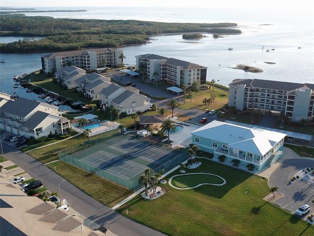 4620 BAY BOULEVARD 1122, Port Richey, FL 34668