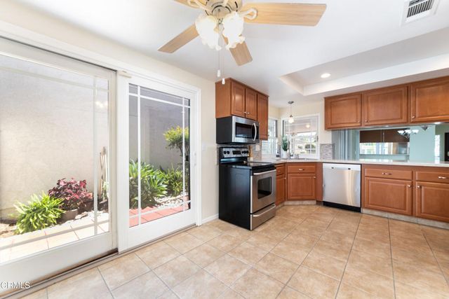 2210 Placita San Dimas, Camarillo, CA 93010