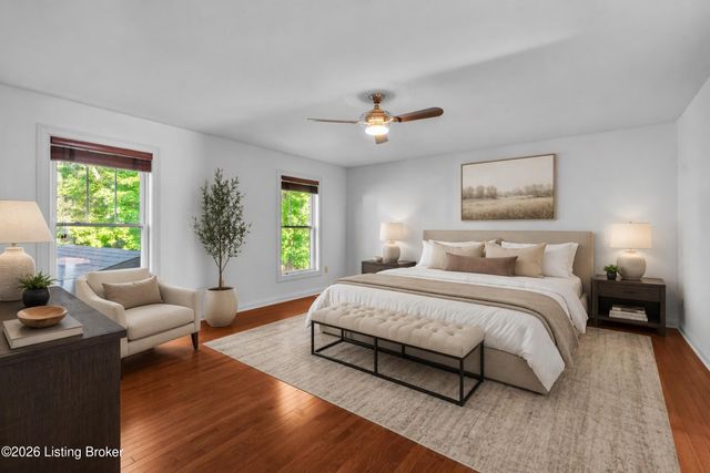 5000 Flora Springs Cir, Louisville, KY 40299