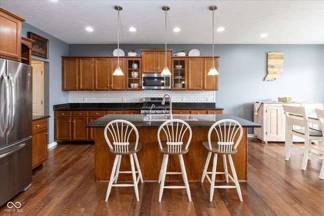 13867 Cold Spring Drive, Fishers, IN 46038