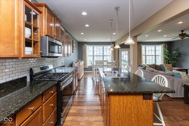 13867 Cold Spring Drive, Fishers, IN 46038