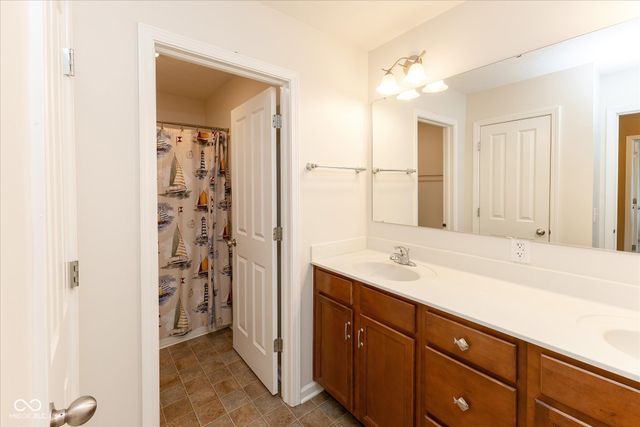 13867 Cold Spring Drive, Fishers, IN 46038