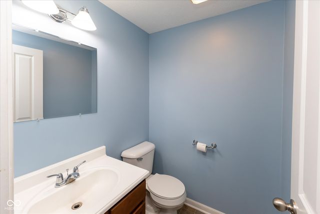 13867 Cold Spring Drive, Fishers, IN 46038