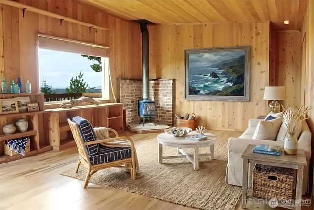 32400 J Place, Ocean Park, WA 98640